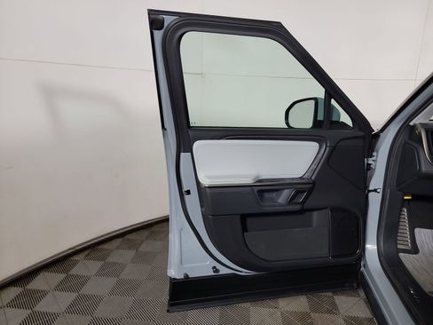 Used 2024 Rivian R1S Adventure AWD/4WD image 16