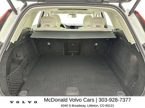 Used 2023 Volvo XC60 B5 Ultimate w/ Climate Package AWD/4WD image 23