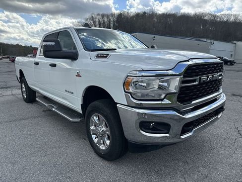 Used 2024 RAM 3500 Big Horn AWD/4WD image 11