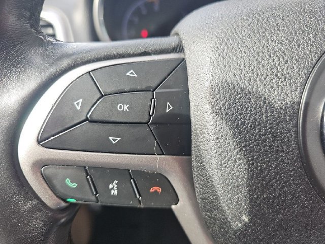 Used 2018 Jeep Grand Cherokee Limited AWD/4WD image 32