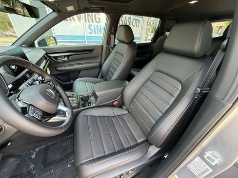 Used 2026 Honda CR-V Sport Touring image 8