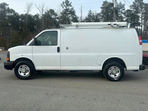 Used 2013 Chevrolet Express 2500 RWD image 5