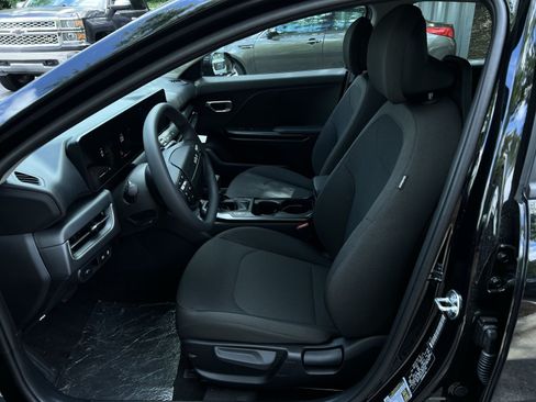 New 2026 Kia K4 FWD image 18