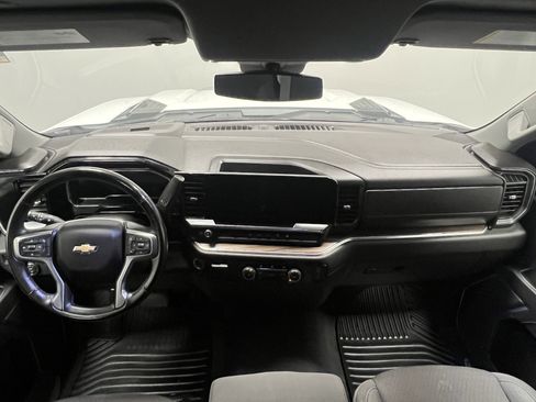 Used 2024 Chevrolet Silverado 2500 LT image 17
