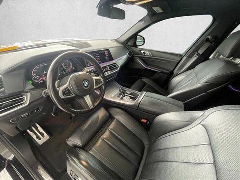 Used 2020 BMW X5 M50i w/ Premium Package image 12
