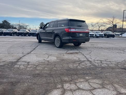 Used 2020 Lincoln Navigator L Reserve w/ Equipment Group 208A Reserve image 5