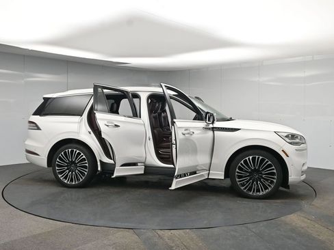 Used 2020 Lincoln Aviator Black Label w/ Dynamic Handling Package image 63