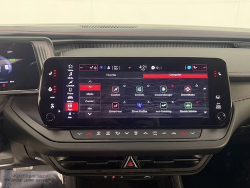 Used 2025 Dodge Charger R/T w/ Quick Order Package 25M R/T image 20