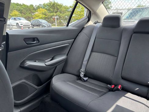 Used 2025 Nissan Altima 2.5 SV FWD image 34
