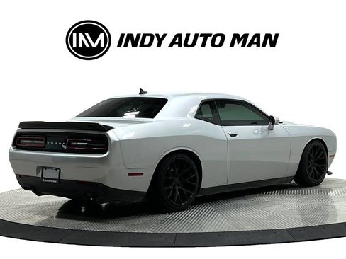 Used 2019 Dodge Challenger R/T Scat Pack w/ Plus Package RWD image 4