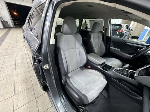 Used 2020 Subaru Outback Premium image 16