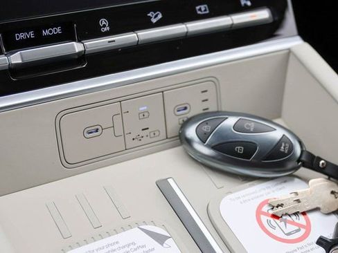 New 2026 Hyundai Santa Fe SEL FWD image 18