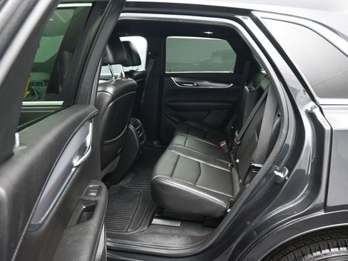 Used 2020 Cadillac XT5 Luxury image 31