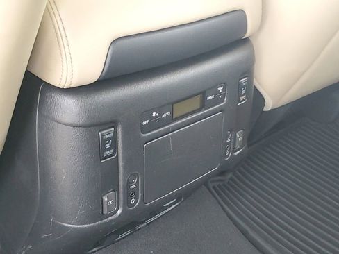 Used 2018 Nissan Armada Platinum w/ Captain Seat Package AWD/4WD image 33