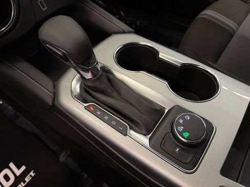 Used 2025 Chevrolet Blazer LT image 15