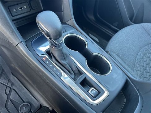 Certified 2024 Chevrolet Equinox LT w/ LPO, Floor Liner Package image 19