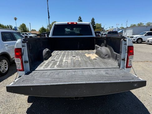 Used 2024 RAM 3500 Big Horn AWD/4WD image 3