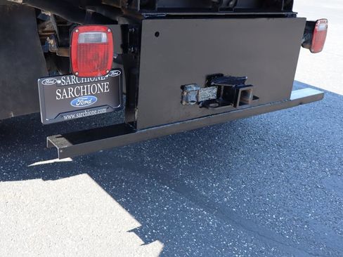 Used 2023 Ford F550 4x4 Regular Cab Super Duty image 17