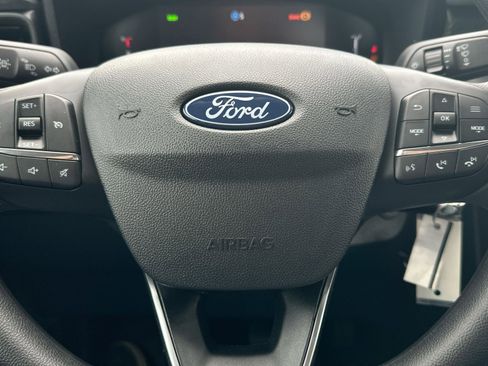 New 2026 Ford Maverick XL image 19