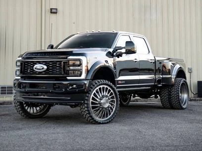 Used 2025 Ford F450 Platinum w/ Platinum Plus Package