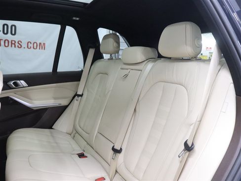 Used 2019 BMW X5 xDrive40i w/ Convenience Package AWD/4WD image 15
