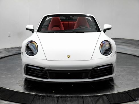 Used 2021 Porsche 911 Carrera 4 image 32