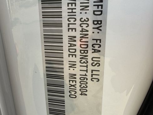 New 2026 Jeep Compass Latitude image 18