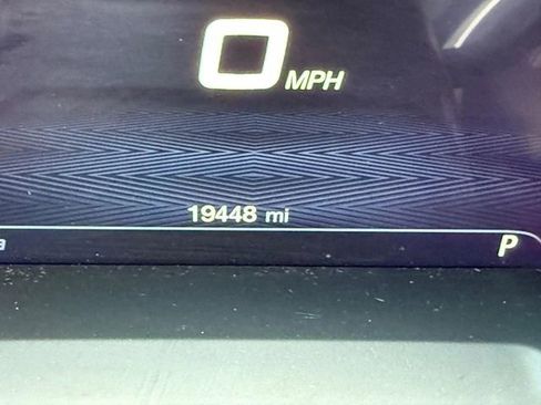 Used 2024 Alfa Romeo Stelvio Veloce image 20