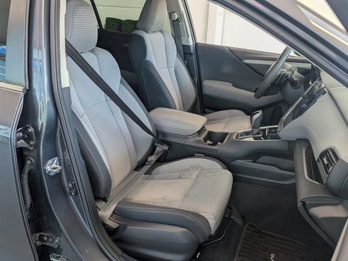 Used 2024 Subaru Outback Premium AWD/4WD image 16