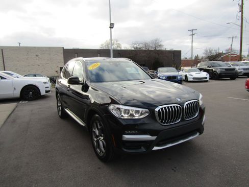 Used 2021 BMW X3 sDrive30i w/ Premium Package image 4