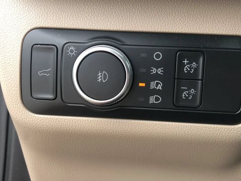 Used 2021 Ford Escape SEL w/ Technology Package FWD image 15