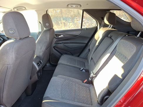 Used 2023 Chevrolet Equinox LT image 16