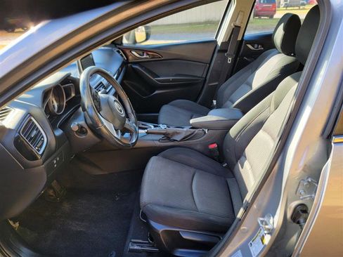 Used 2014 MAZDA MAZDA3 i Touring w/ Technology Package image 10