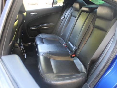 Used 2021 Dodge Charger SXT w/ Leather Interior Group RWD image 12