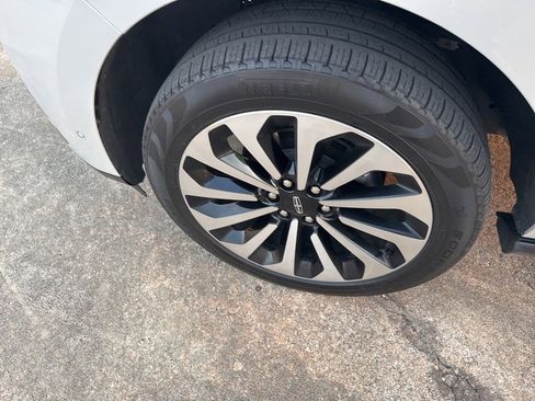 Used 2023 Lincoln Navigator Reserve image 25