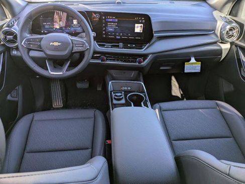 New 2026 Chevrolet Equinox LT w/ Convenience Package II image 23