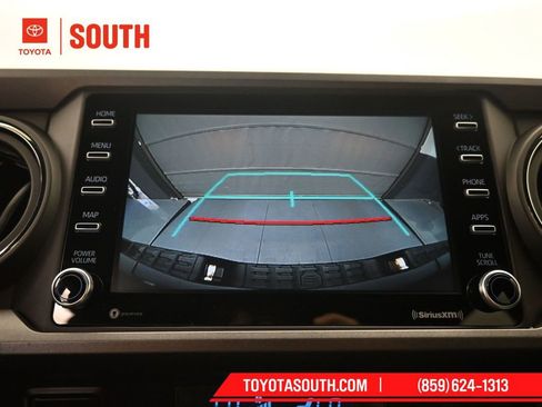 Used 2023 Toyota Tacoma TRD Off-Road image 17