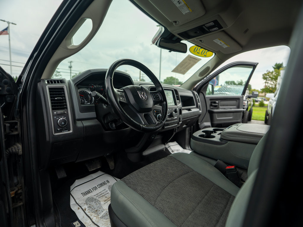 Used 2020 RAM 1500 Express w/ Wheel & Sound Group AWD/4WD image 29