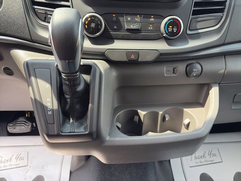 New 2025 Ford Transit 250 148 Medium Roof Extended AWD image 15