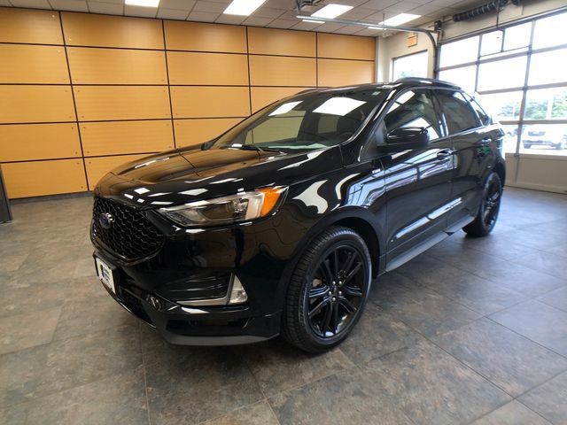 Used 2024 Ford Edge ST-Line AWD/4WD image 3