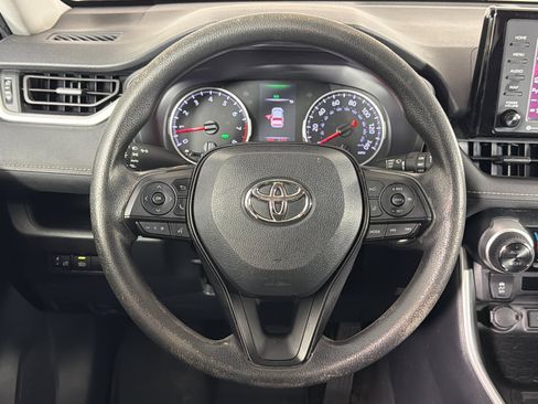 Used 2022 Toyota RAV4 XLE FWD image 23