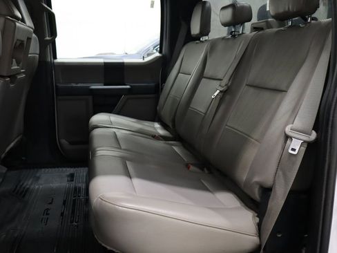 Used 2018 Ford F550 2WD Crew Cab Super Duty image 11