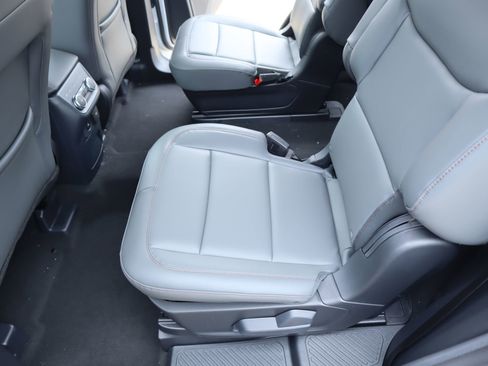 New 2026 Ford Explorer Active w/ Active Comfort Package RWD image 13