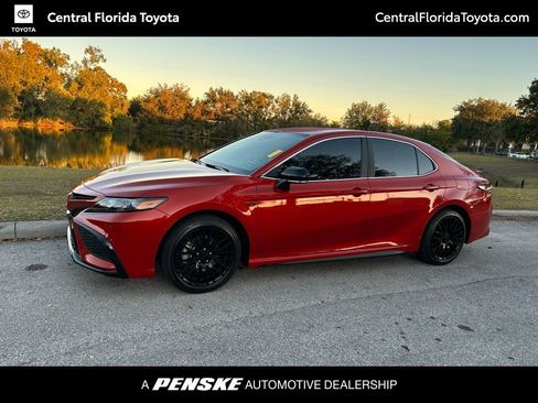 Certified 2024 Toyota Camry SE image 1