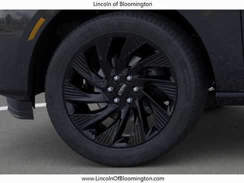 New 2026 Lincoln Navigator L Reserve AWD/4WD image 20