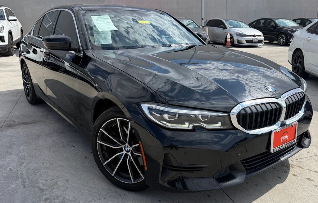 Used 2022 BMW 330i xDrive Sedan w/ Driving Assistance Package AWD/4WD image 1