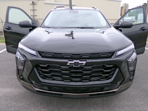 New 2026 Chevrolet Trax ACTIV w/ Driver Confidence Package FWD image 6