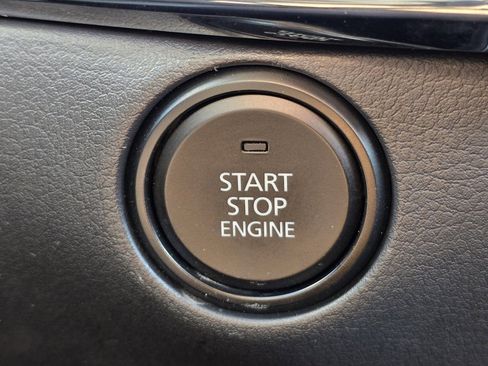 Used 2025 MAZDA CX-30 AWD 2.5 S w/ Preferred Package image 12