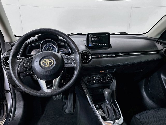 Used 2017 Toyota Yaris iA FWD image 21