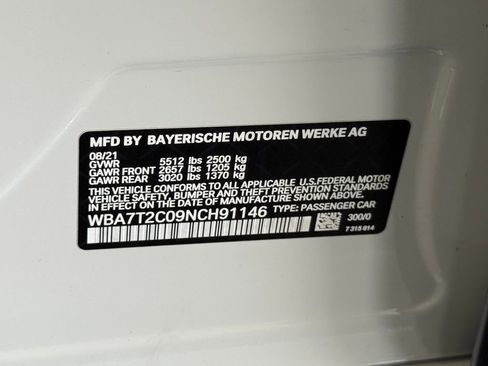 Used 2022 BMW 740i w/ M Sport Package RWD image 37